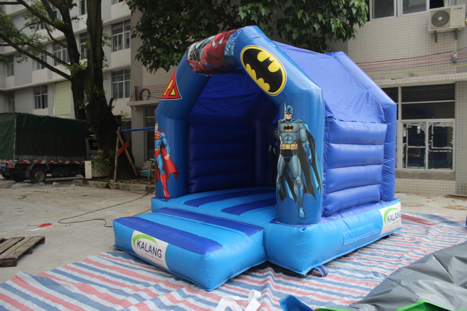 Superhelden Springkussen – Voor Echte Helden! 🦸‍♀️